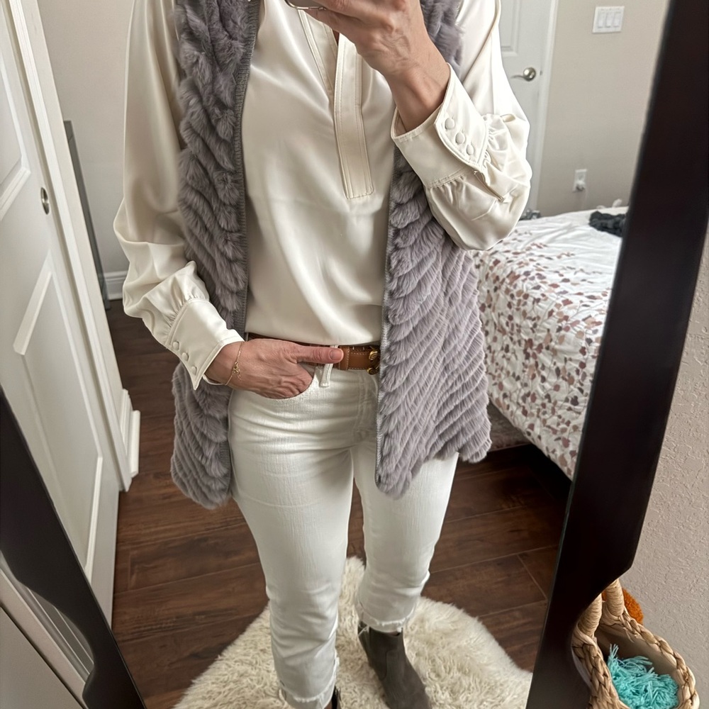 NWOT Love Token Light Gray Knit Sweater size XS